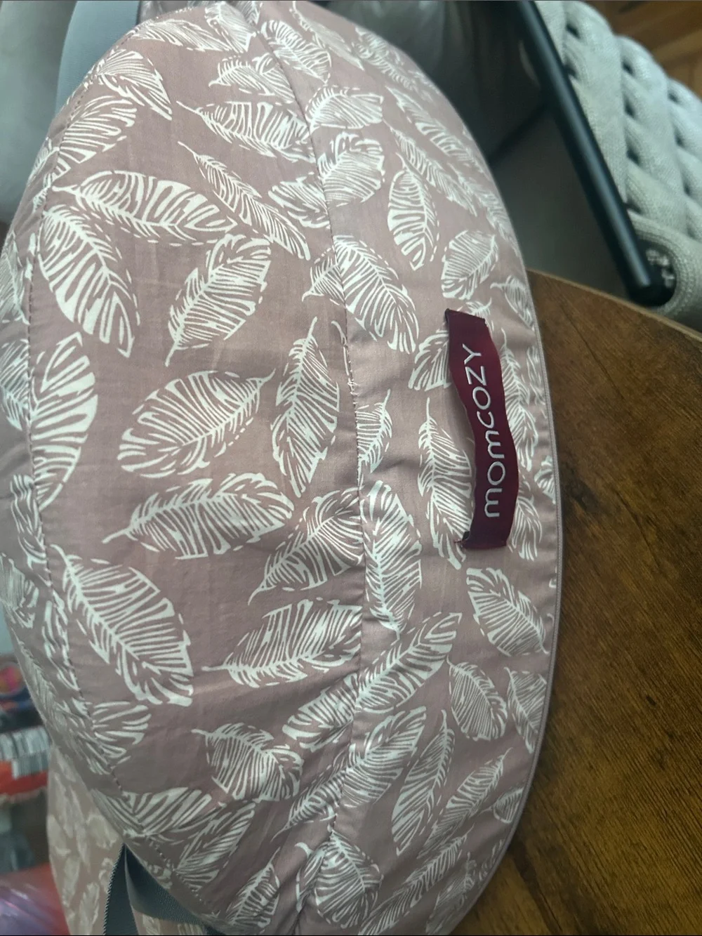 Feather-Print Nursing Pillow in Blush - Momcozy ( Only used twice )